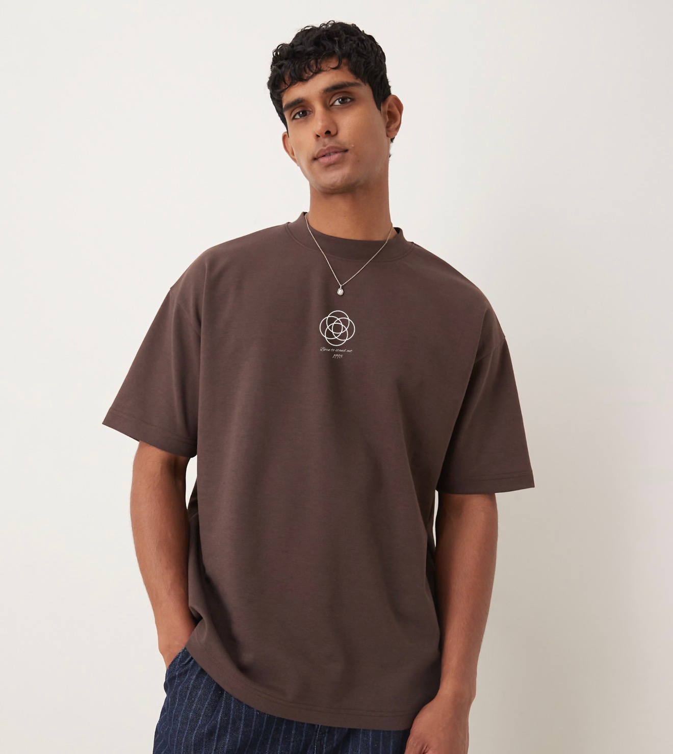 Oversize-T-Shirt aus schwerem Baumwollmix in Braun