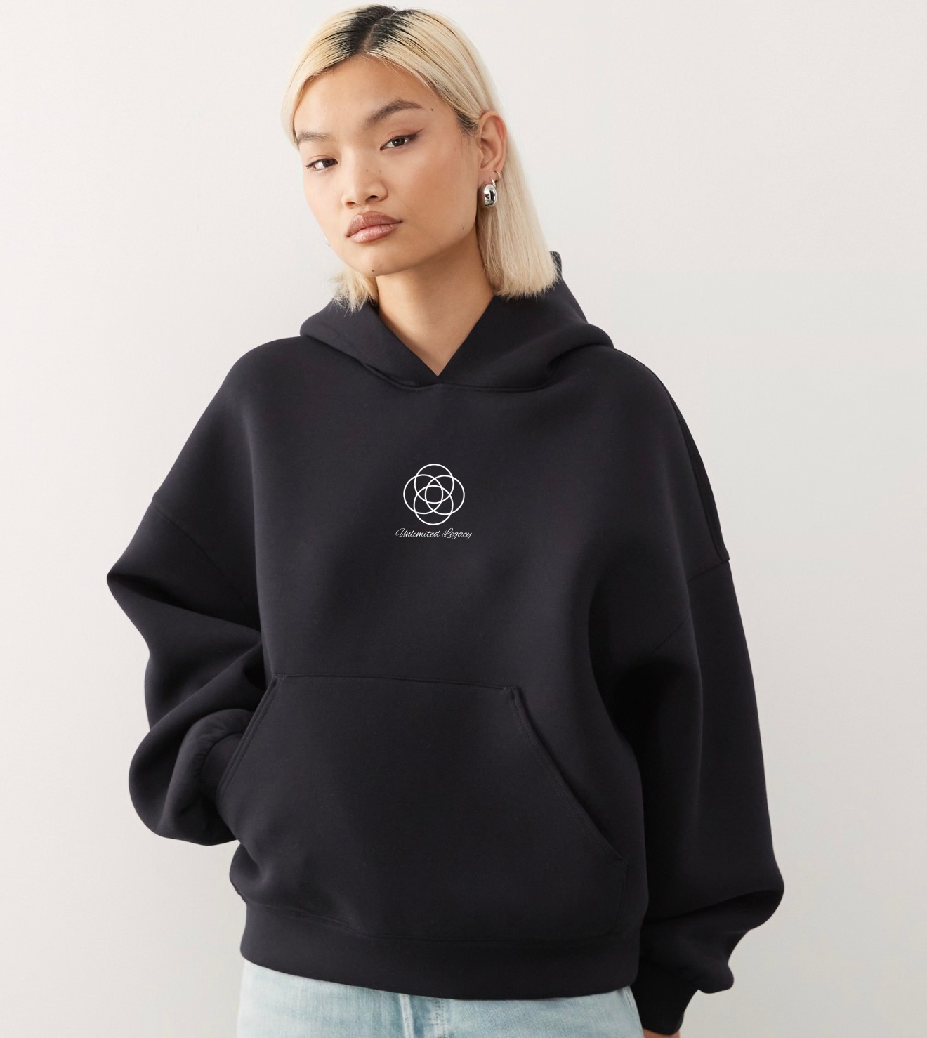 Oversize-Kapuzenpullover aus neoprenähnlichem Material in Marineblau